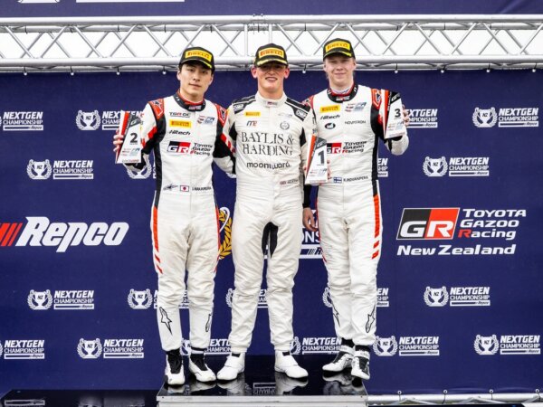 Kalle Rovanperä poodiumil. Foto: Toyota Gazoo Racing Uus-Meremaa