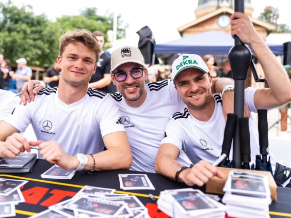 Ralf Aron (vasakul) koos meeskonnakaaslaste Max Götzi ja Lucas Aueriga. Foto: Gruppe C Photography