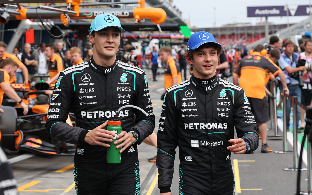 George Russell ja Kimi Antonelli, Foto: Steve Etherington / Mercedes AMG Petronas