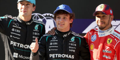 Vasakult, George Russell, Andrea Kimi Antonelli, Lewis Hamilton, Foto: Dom Gibbons/LAT Images / / Mercedes AMG Petronas