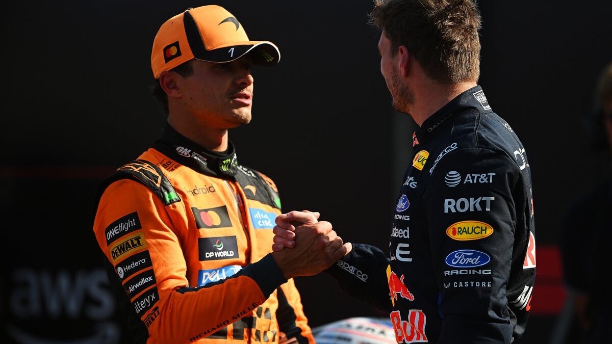 Lando Norris ja Max Verstappen, Foto: Rudy Carezzevoli/Getty Images / Red Bull Content Pool